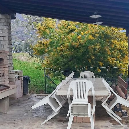 Agriturismo L'Uliveto Гарньяно Екстер'єр фото